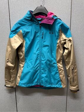 Oakley Women's Teal, Tan and Pink Ski Jacket